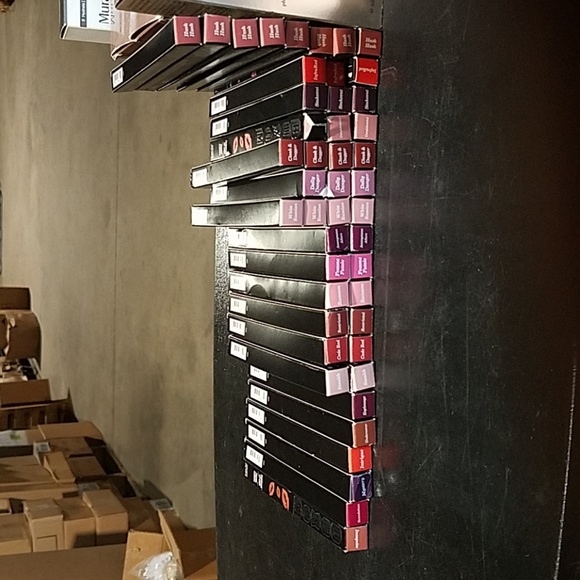 Buxom plump and define lipliner - Picture 2 of 4